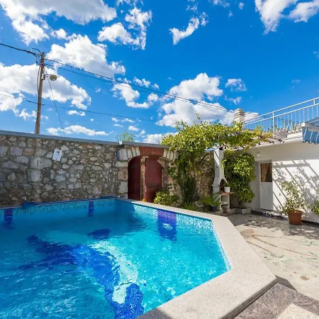 Сasa de vacaciones House Delfin *