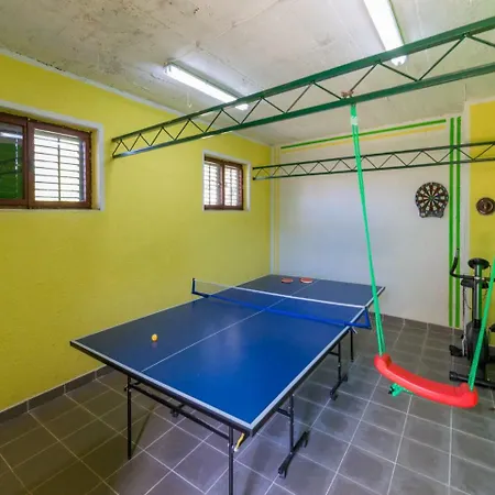 Сasa de vacaciones House Delfin Tribalj (Primorsko-Goranska)